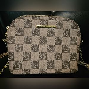 Steve Madden Logo Dome Crossbody Bag Purse NWOT